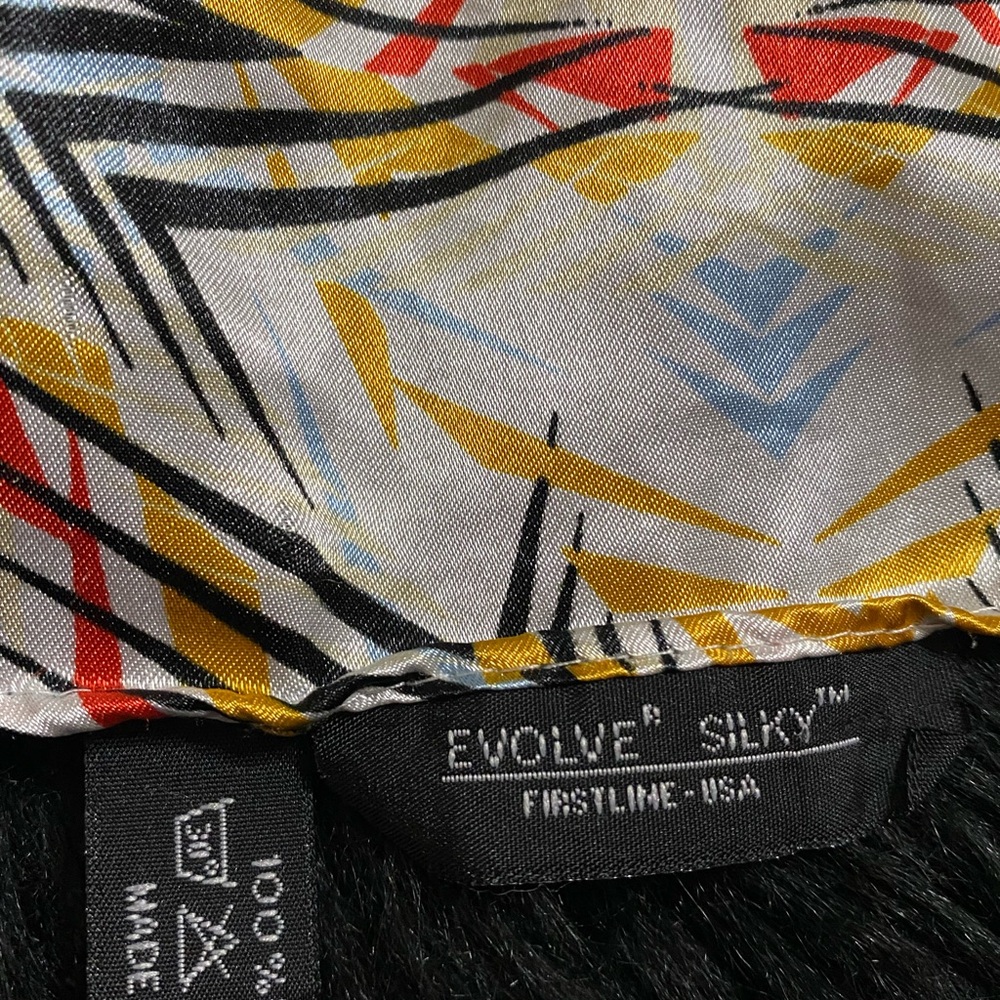 Evolve Colorful Geometric Pattern Scarf Polysilk - Picture 12 of 15